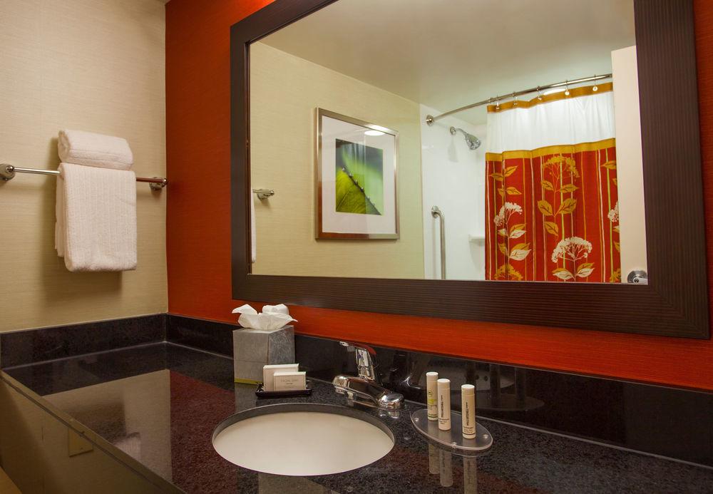 Hotel Courtyard By Marriott Charlotte Airport Loso Charlotte