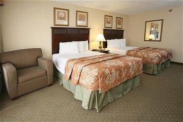 Courtyard By Marriott Airport Loso Hotel
