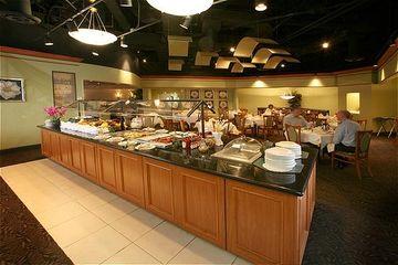 Courtyard By Marriott Airport Loso