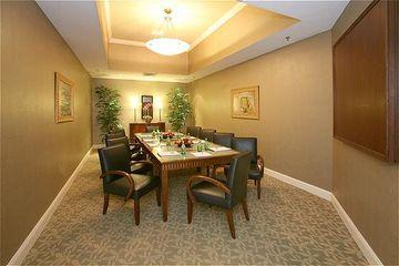 Courtyard By Marriott Airport Loso Hotel 3*