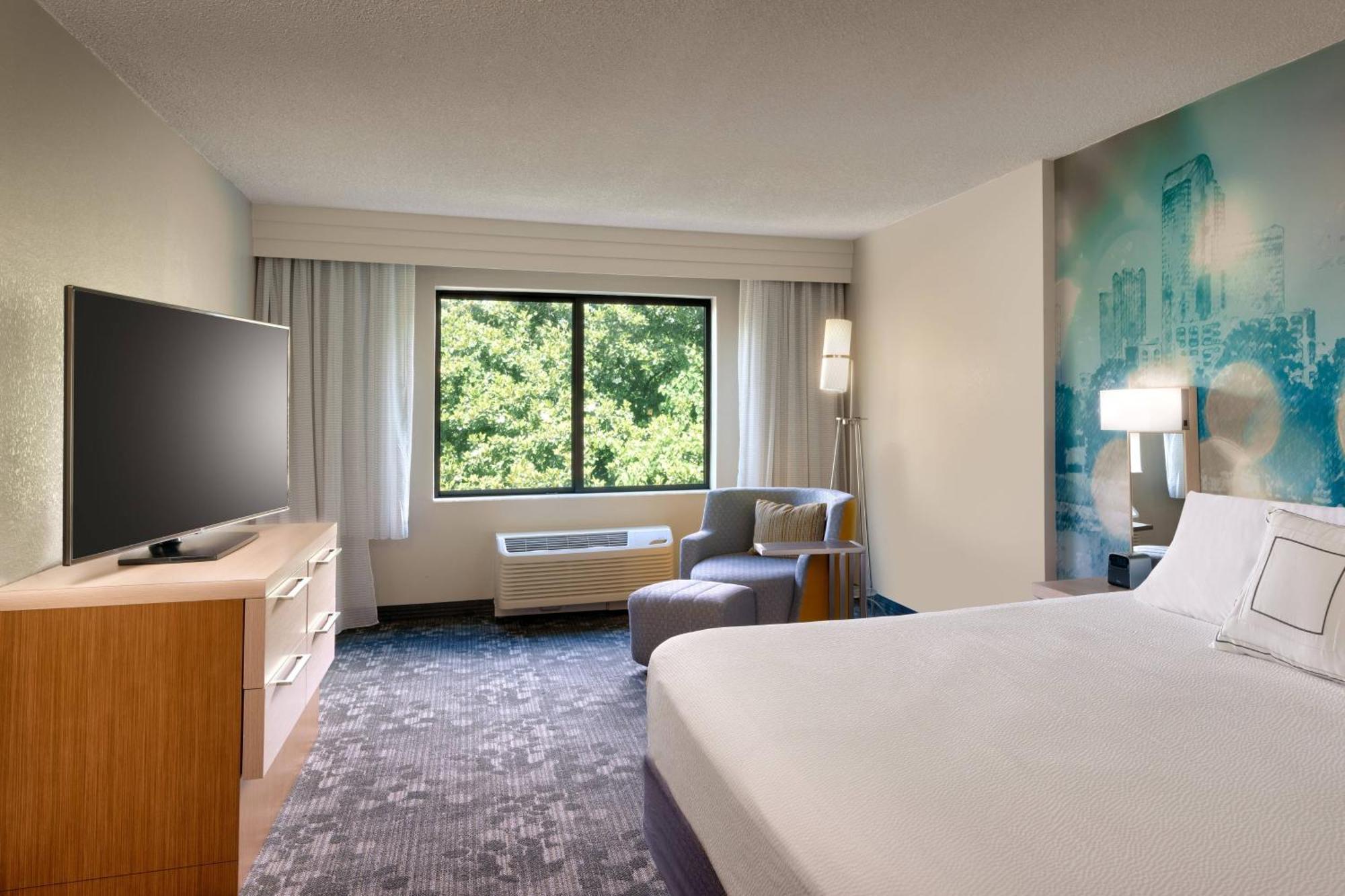 Courtyard By Marriott Airport Loso Charlotte